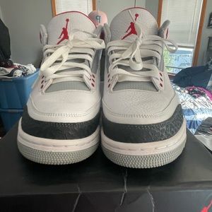 Jordan 3 fire red 2013 release size 8.5